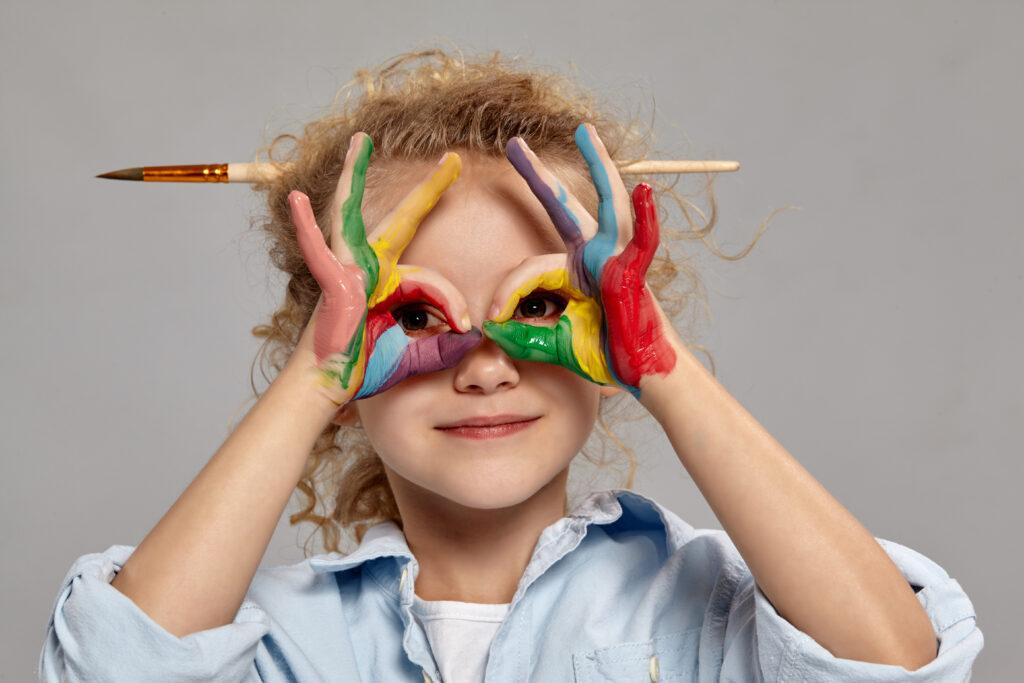 jak wspierać talenty artystyczne dziecka - elelio.com